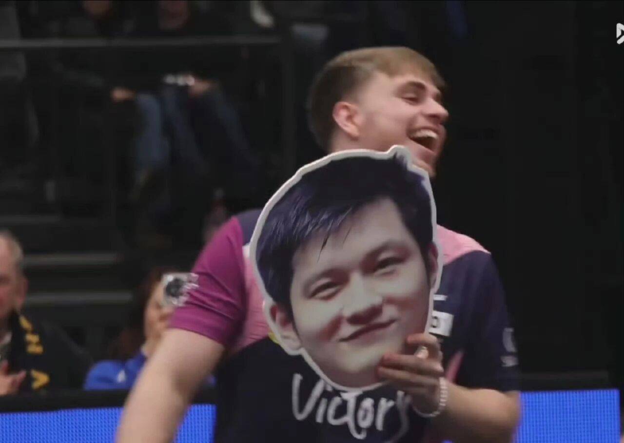 樊振东一人输两分，竟是队友莫雷加德故意要求他输球